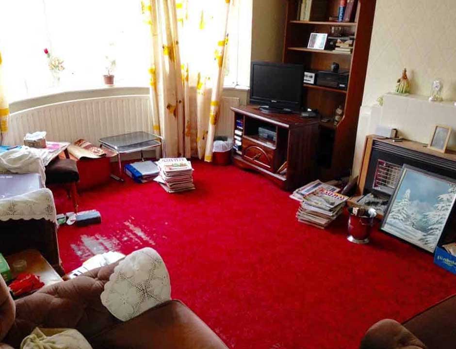 A living room before a house clearance